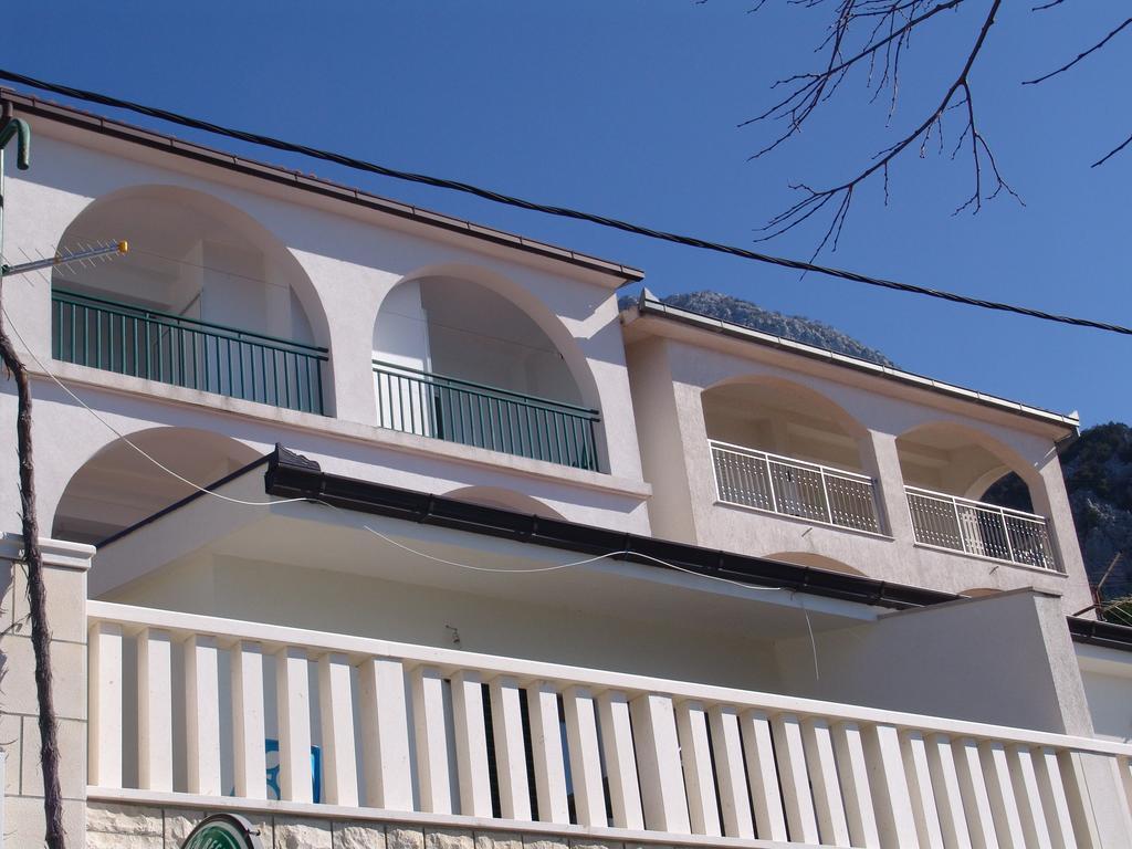 Apartment Davor Gradac  Chambre photo