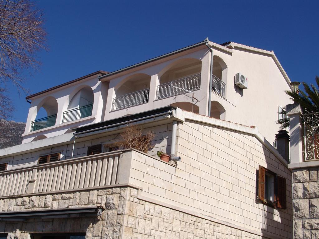 Apartment Davor Gradac  Chambre photo